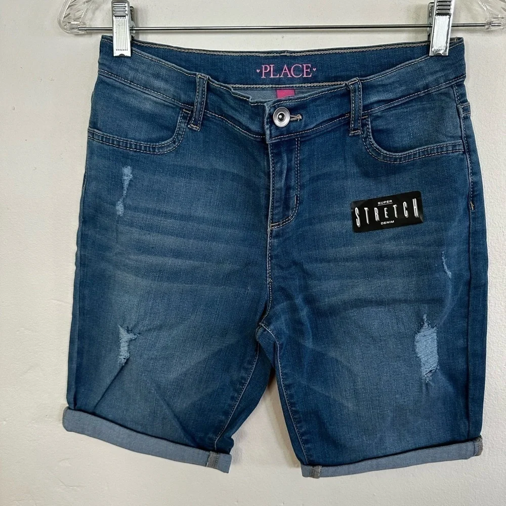 The children place Bermuda shorts NWT